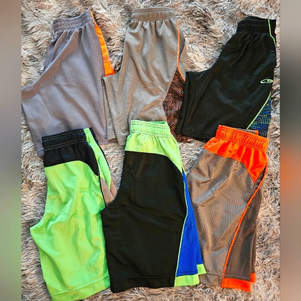 6 Pairs Of Boys Basketball Shorts - Sz Small (6-7)